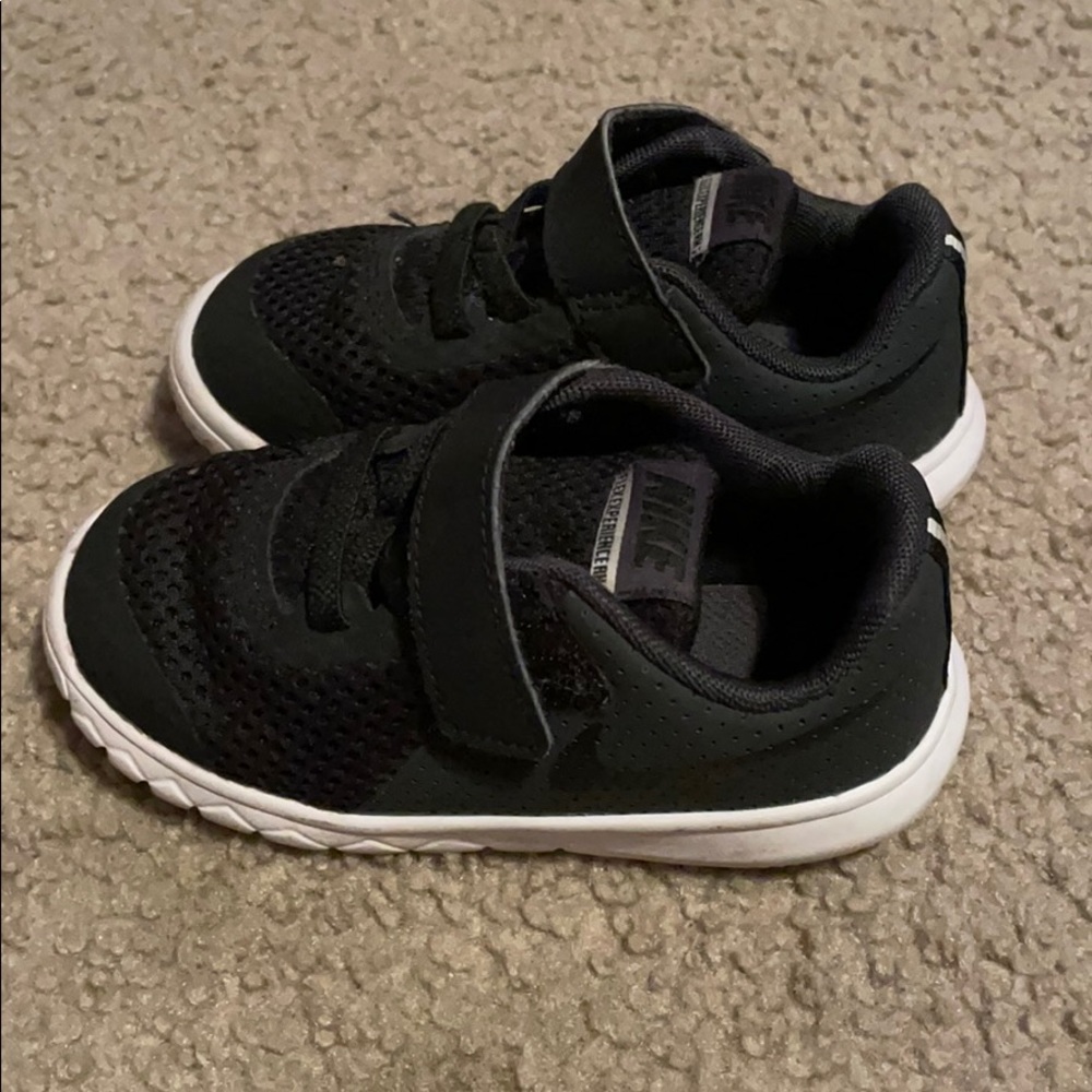Kids Nike black shoes toddlers